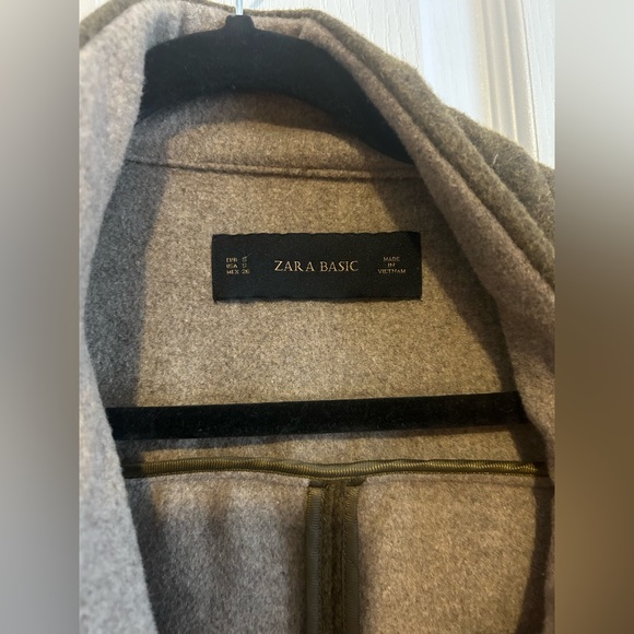 Zara Wool Poncho - Picture 7 of 8